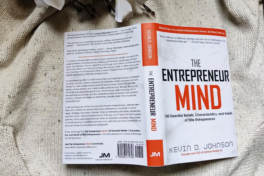 ذهن کارآفرینان (The Entrepreneur Mind)؛ یکی از بهترین کتاب‌ های کسب و کار